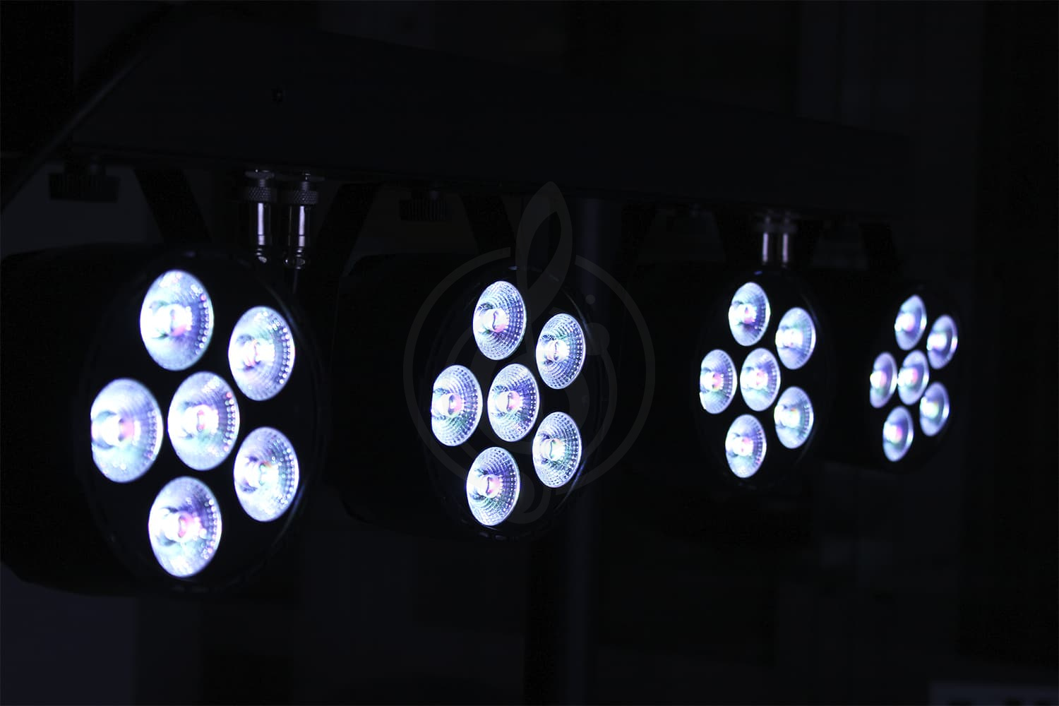Дискотечный прибор (LED эффект) ART WIZARD PL-29A Светодиодный прожектор - фото 9
