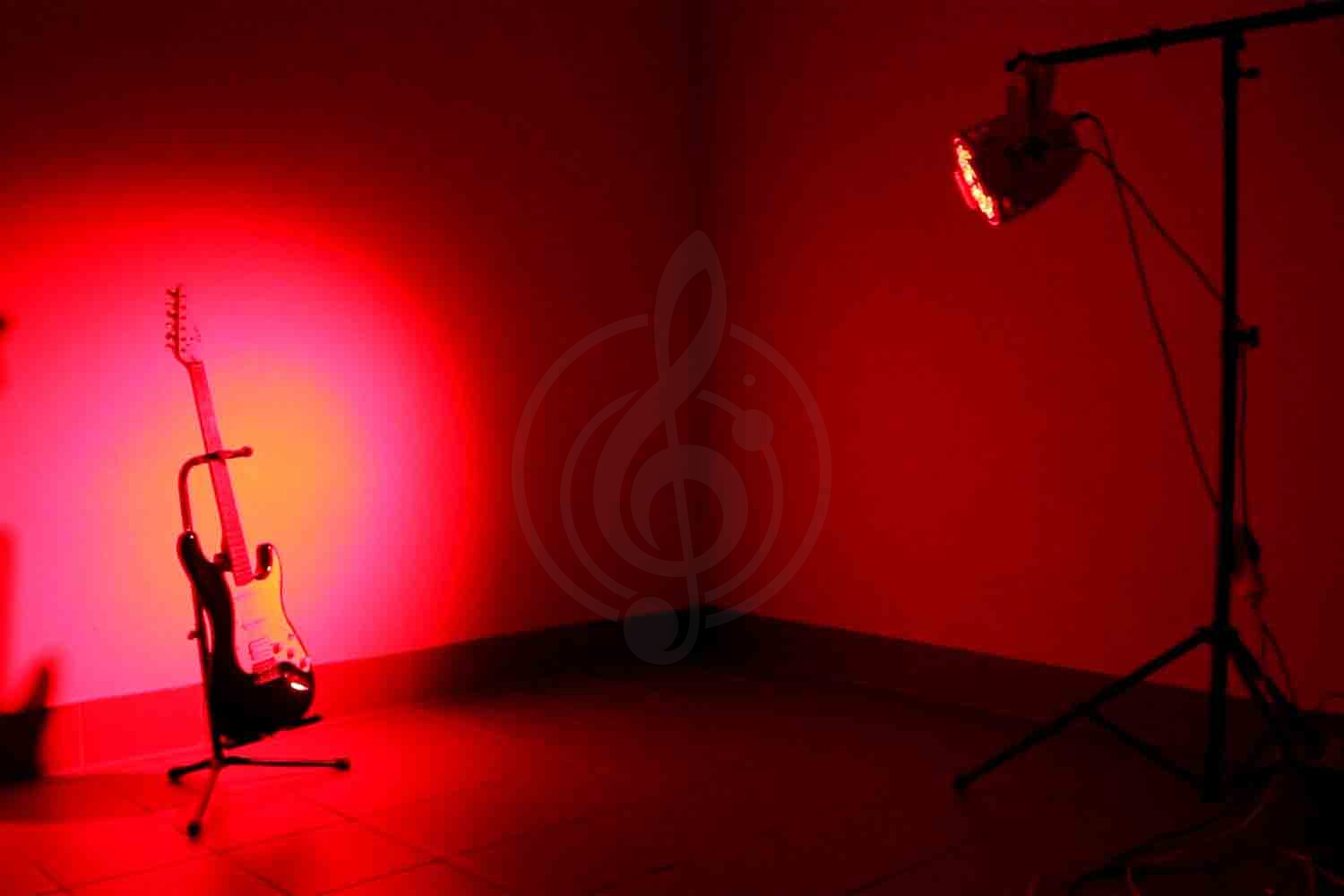 Заливной светильник (LED wash) ART WIZARD WPLA1815RGBWA+UV Светодиодный прожектор 18*15W 6 в1 RGBWA+UV - фото 10