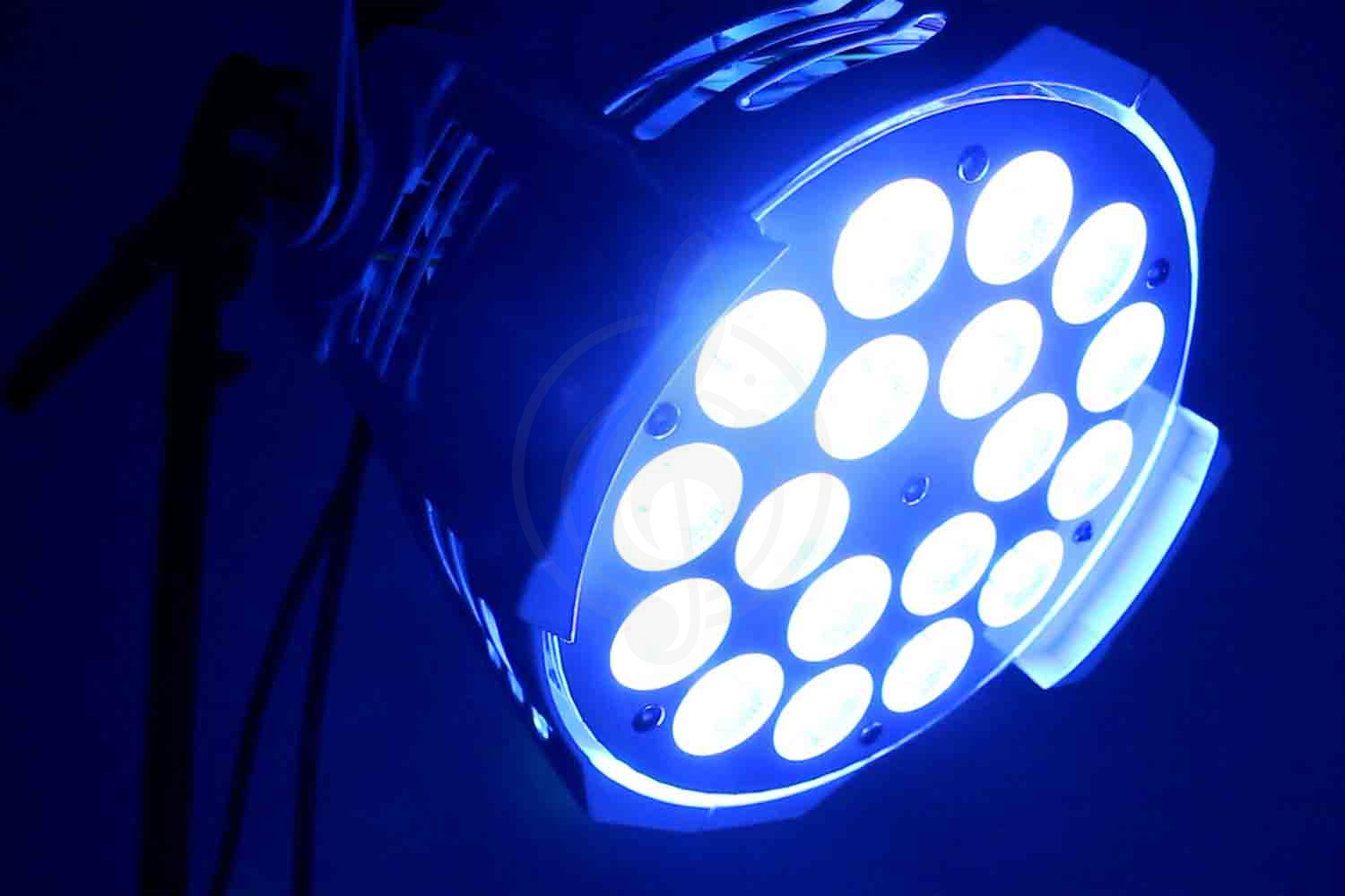 Заливной светильник (LED wash) ART WIZARD WPLA1815RGBWA+UV Светодиодный прожектор 18*15W 6 в1 RGBWA+UV - фото 13