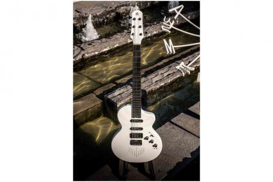 NEBULA SEEKER Radiant Pearl - Электрогитара - фото 3 Электрогитара Les Paul NEBULA SEEKER Radiant Pearl - Электрогитара - фото 3