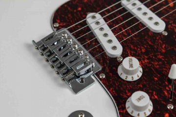 Электрогитара Stratocaster VESTON ST-SSS WH - Электрогитара - фото 10